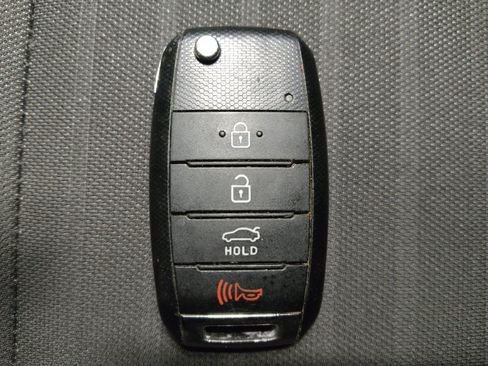 Used 2018 Kia Forte S FWD image 32