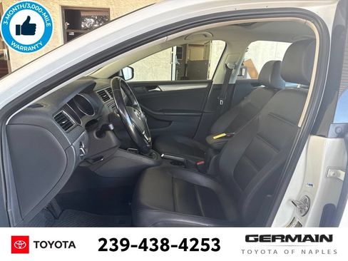 Used 2017 Volkswagen Jetta SE FWD image 14