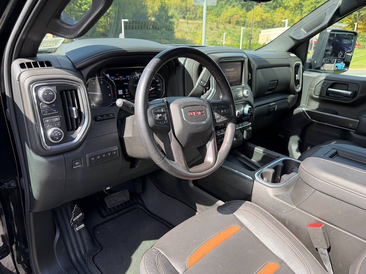 Used 2021 GMC Sierra 3500 AT4 w/ AT4 Premium Plus Package AWD/4WD image 13