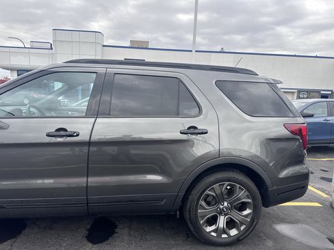 Used 2018 Ford Explorer Sport w/ Equipment Group 401A image 5