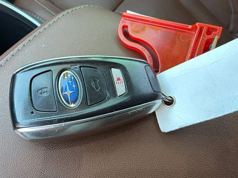 Used 2020 Subaru Outback Touring XT AWD/4WD image 29