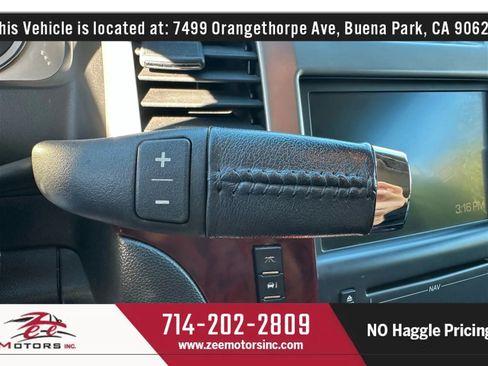 Used 2010 Cadillac Escalade Hybrid image 34