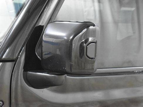 Used 2021 Jeep Wrangler Unlimited Sahara image 33