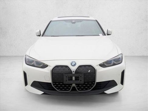 Used 2023 BMW i4 eDrive40 w/ Premium Package image 2