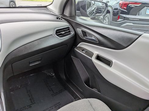 Certified 2024 Chevrolet Equinox LS w/ Midnight Edition FWD image 36