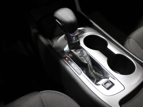 Used 2025 Chevrolet Malibu LS image 18