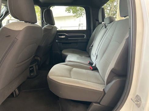 Certified 2024 RAM 2500 Big Horn AWD/4WD image 31