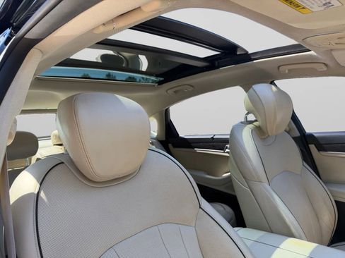 Used 2015 Hyundai Genesis 5.0 RWD image 36