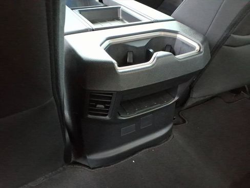 Used 2023 Toyota Tundra SR5 w/ SR5 Convenience Package AWD/4WD image 33