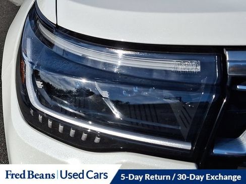 Used 2025 Ford Explorer Platinum w/ Ultimate Package AWD/4WD image 13