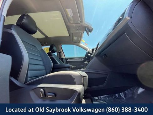 Used 2022 Volkswagen Atlas SEL Premium image 25