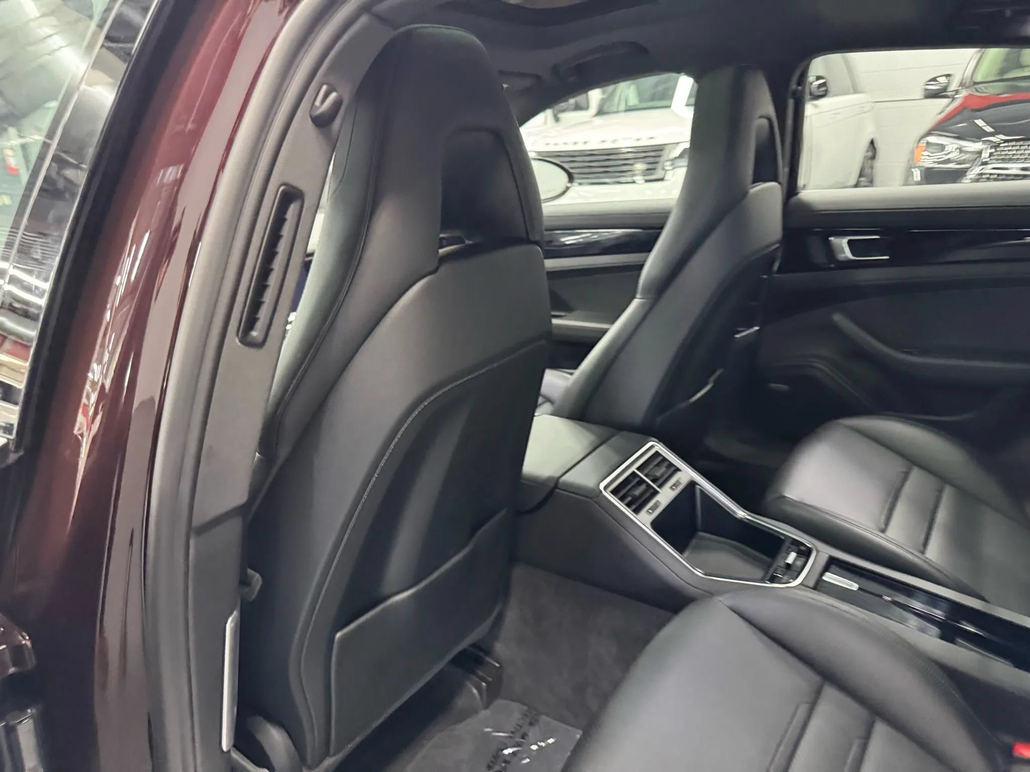 Used 2022 Porsche Panamera 4 AWD/4WD image 29