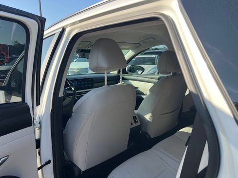 Used 2025 Hyundai Tucson SEL FWD image 15