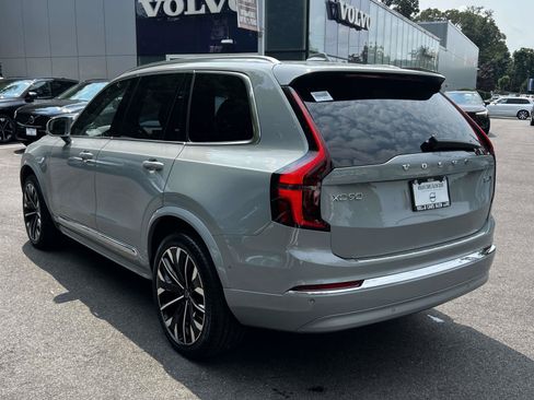 Used 2026 Volvo XC90 B6 Plus w/ Protection Package Premier AWD/4WD image 5