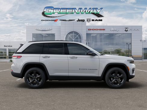 New 2025 Jeep Grand Cherokee Limited w/ Black Appearance Package image 21