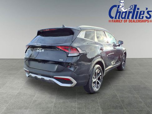Used 2023 Kia Sportage EX AWD/4WD image 4