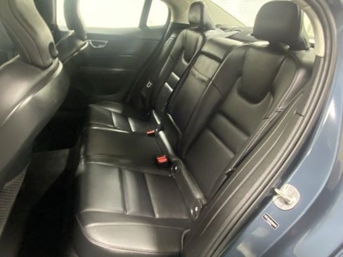 Certified 2025 Volvo S60 B5 Core image 14