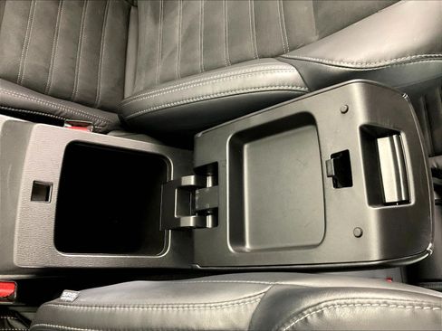 Used 2022 Mitsubishi Outlander SE FWD image 34