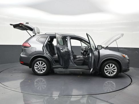 Used 2020 Nissan Rogue S w/ Special Edition Package FWD image 34