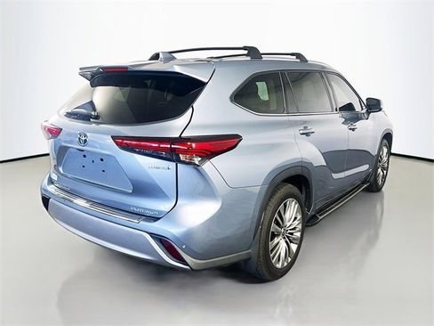 Used 2020 Toyota Highlander Limited Platinum image 7