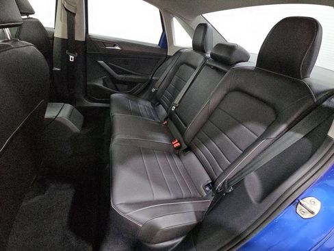 Used 2024 Volkswagen Jetta SE w/ Panoramic Sunroof Package FWD image 13