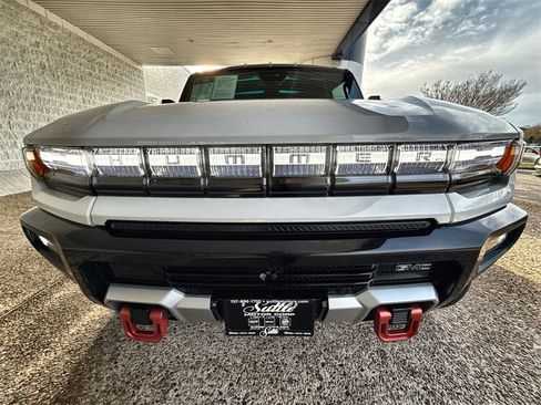 Certified 2024 GMC Hummer EV 3X w/ LPO, Illumination Package image 30