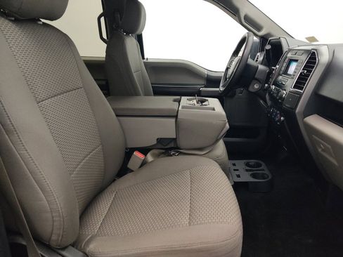 Used 2015 Ford F150 XLT AWD/4WD image 21