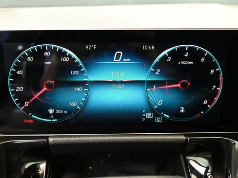 Used 2021 Mercedes-Benz GLA 250 image 6