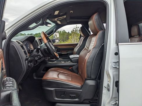 Used 2020 RAM 3500 Limited image 33