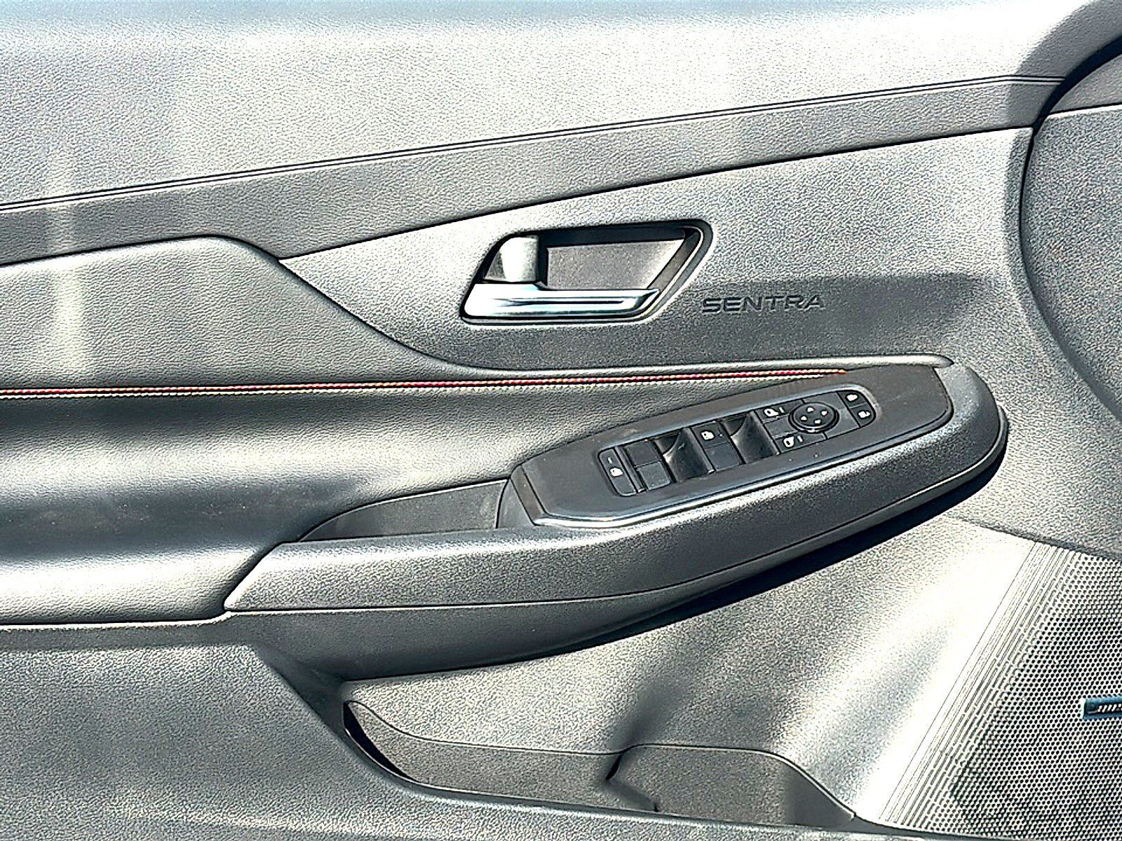 New 2027 Nissan Sentra SR w/ SR Premium Package FWD image 14