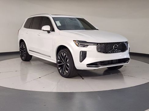 New 2026 Volvo XC90 T8 Plus w/ Protection Package Premier AWD/4WD image 7