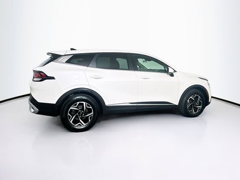 Used 2024 Kia Sportage LX image 10