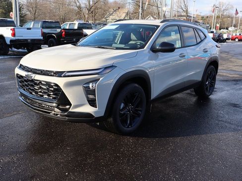 New 2026 Chevrolet Trax ACTIV w/ Sunroof Package image 24