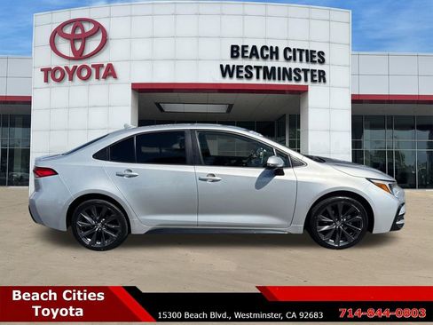 Certified 2025 Toyota Corolla SE w/ SE Premium Package image 13