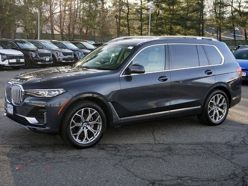 Used 2019 BMW X7 xDrive40i w/ Luxury Seating Package image 14