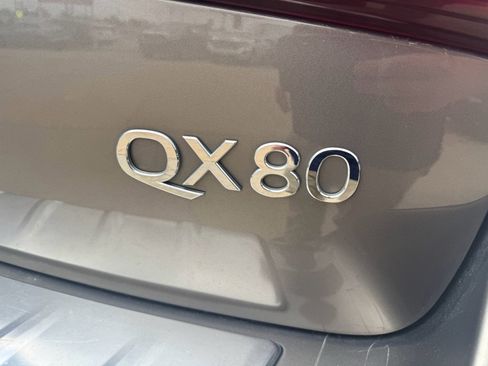 Used 2019 INFINITI QX80 Luxe AWD/4WD image 14