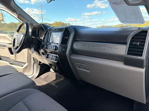 Used 2021 Ford F250 XLT image 16