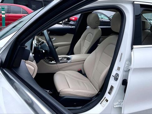 Used 2020 Mercedes-Benz C 300 Sedan image 8
