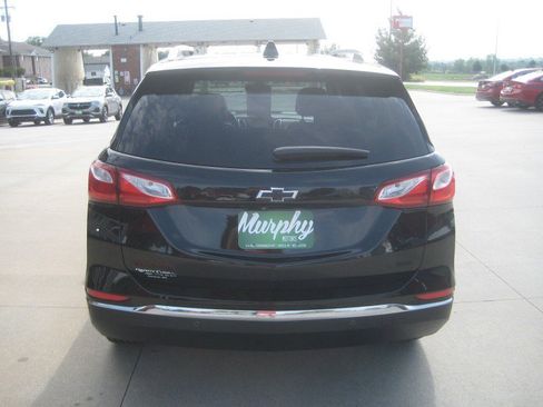 Used 2021 Chevrolet Equinox Premier w/ Redline Edition AWD/4WD image 6