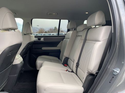 Used 2025 Hyundai Santa Fe SEL image 28