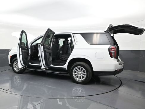 Used 2024 Chevrolet Tahoe LS RWD image 32