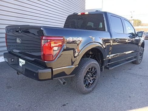 New 2026 Ford F150 XLT w/ Equipment Group 302A MID AWD/4WD image 3