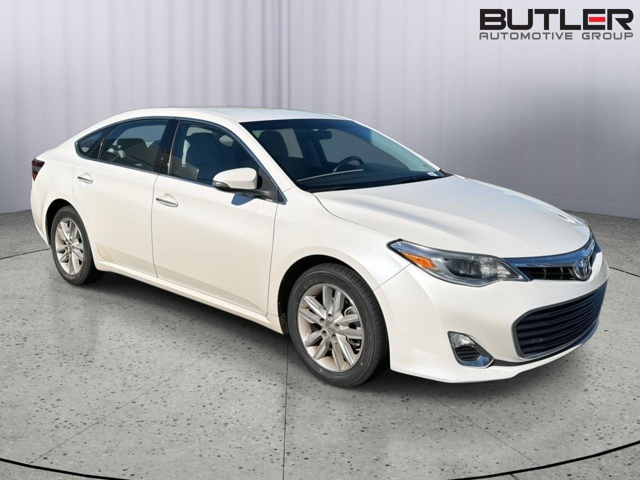 Used 2015 Toyota Avalon XLE FWD image 6