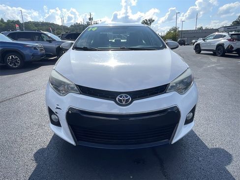 Used 2014 Toyota Corolla S image 2