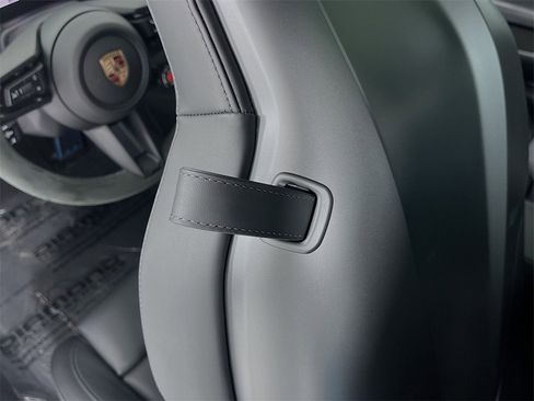 Certified 2026 Porsche 911 Carrera GTS image 29