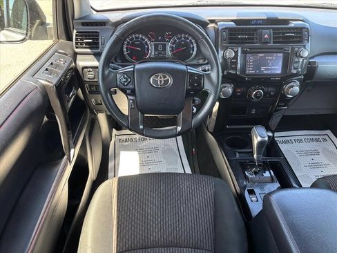 Used 2018 Toyota 4Runner TRD Off-Road AWD/4WD image 3