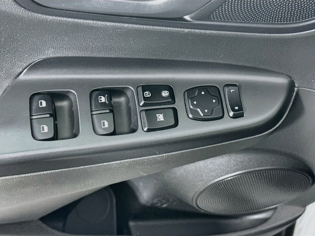 Used 2020 Hyundai Kona SE FWD image 21