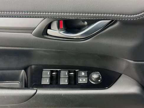 Used 2025 MAZDA CX-5 AWD 2.5 S w/ Preferred Package image 15