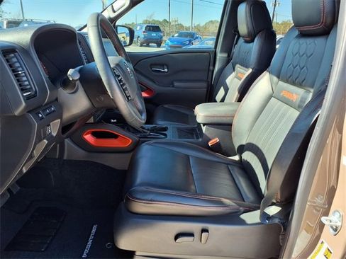 Used 2023 Nissan Frontier Pro-X w/ Pro-X Premium Package image 6