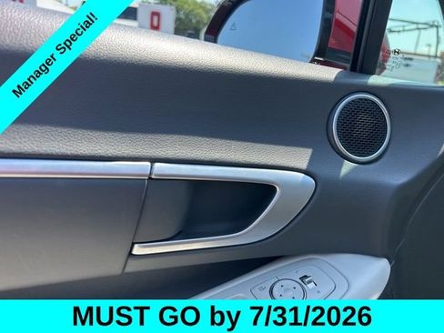 Used 2025 Hyundai Sonata SEL FWD image 12